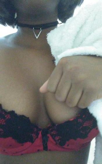 , 25 African American female escort, Fort Lauderdale