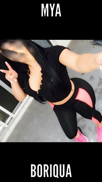 , 25 Latino/Hispanic female escort, Fort Lauderdale