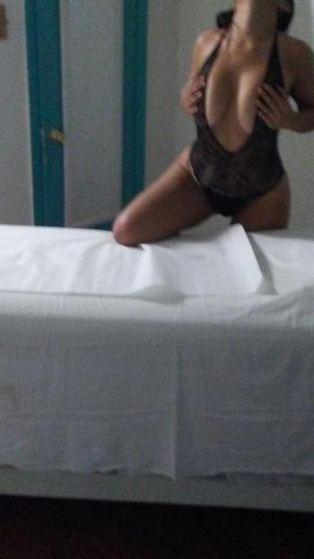 , 26 Latino/Hispanic female escort, Fort Lauderdale