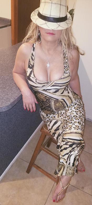 , 38 Latino/Hispanic female escort, Fort Lauderdale