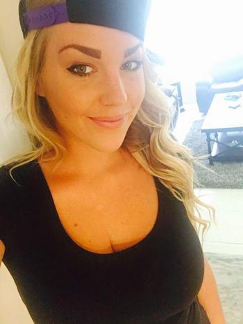 , 23  female escort, Fort Lauderdale