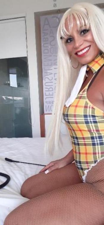 Ninah, 42  female escort, Fort Lauderdale