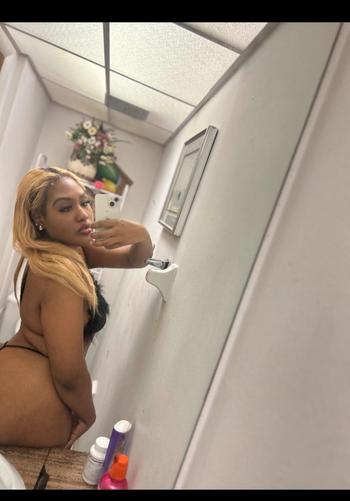 Ms.Redd, 21  female escort, Fort Lauderdale